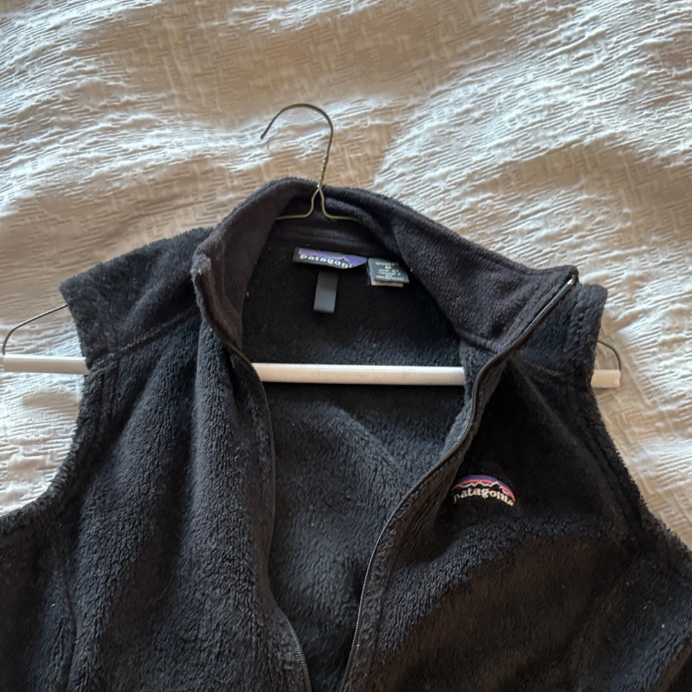 Patagonia Charcoal Fleece Vest